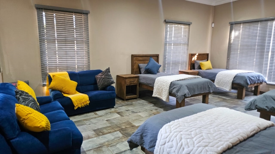 4 Bedroom Property for Sale in Zilkaatsnek North West